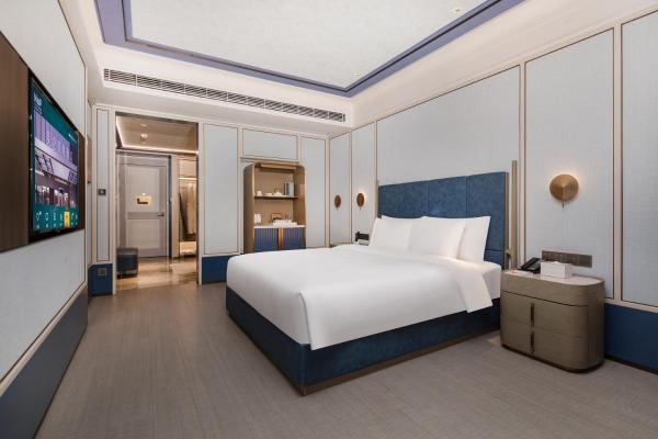Superior Zimmer mit 1 Kingsize-Bett — 46 m² - MaxX by Steigenberger Guangzhou Zhujiang New Town