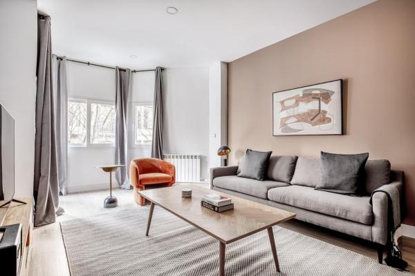 Blueground La Dreta de lEixample furnished BCN-75, Барселона