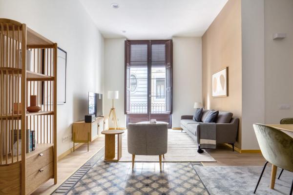 Renovated El Born 2br nr Port Vell BCN-59, Барселона