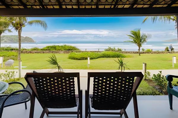 A la foto es mostra l'objecte Casa Beira da praia Geribá Búzios , pés na areia situat a la ciutat de Búzios.