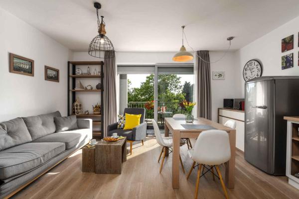 Na fotografii je vidět objekt Apartments in Vrsar - Istrien 47120 nacházející se ve městě Vrsar.