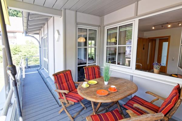 A la foto es mostra l'objecte Exklusives Penthouse mit Dachterrasse, hochwertig ausgestatteter Küche mit Dampfgarer, inklusive 2 Stellplätze und Fahrradgarage situat a la ciutat de Kulmbach.