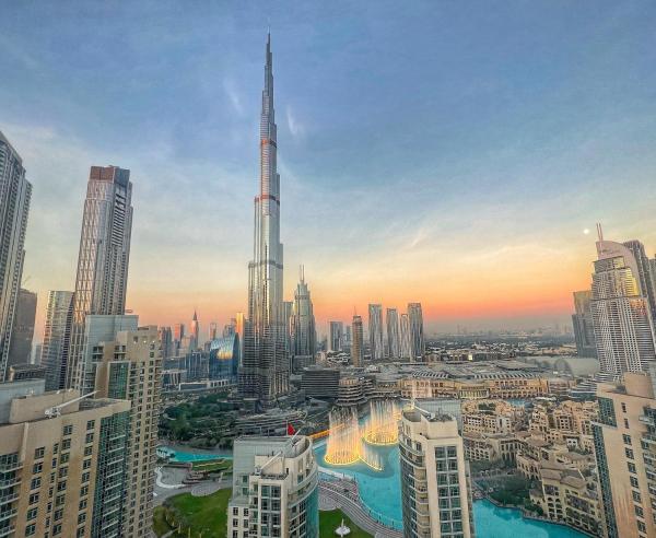 På billedet ses objektet Prestige Living 2BR with Full Burj Khalifa and Fountain View by Auberge beliggende i byen Dubai.
