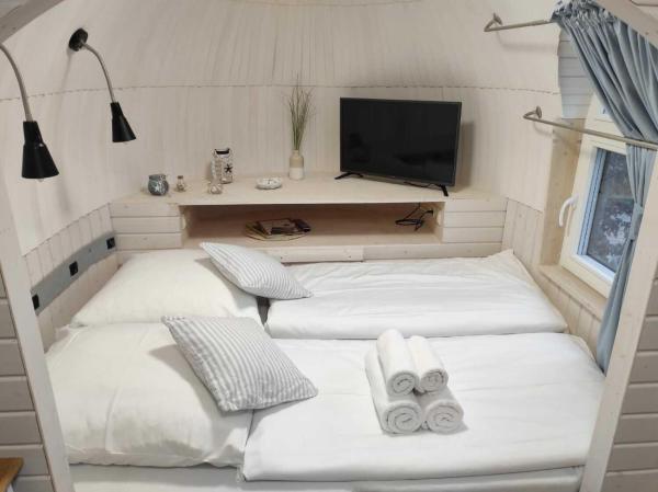 Φωτογραφία 8: Tiny Igloo Sandström