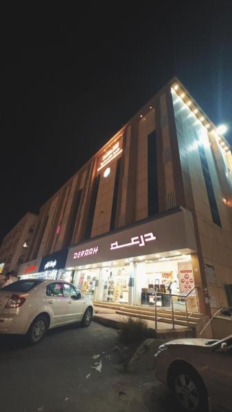 Op de foto is het object شهد الثانية للشقق المخدومة - فئة اقتصادي te zien, gelegen in de stad Al Muraysīyah.