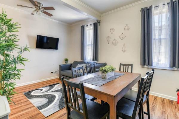 A la foto es mostra l'objecte Modern 3BR2BA Apartment Minutes to NYC situat a la ciutat de Bergen.