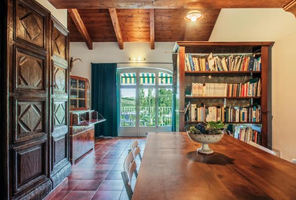 På billedet ses objektet Relais Cascina San Martino beliggende i byen Moasca.