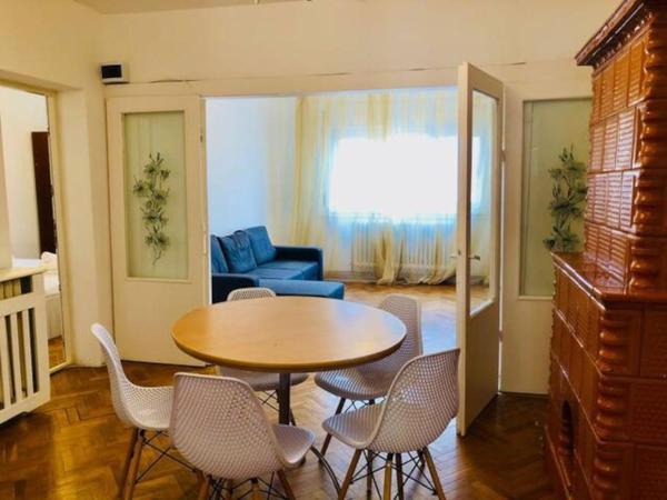 På billedet ses objektet Joy City Stay Unirii 10 2 beliggende i byen Timişoara.