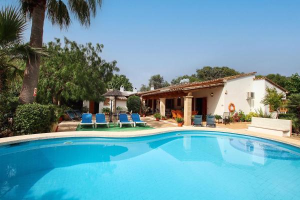 写真にはポリェンサ市にあるVilla Font Campo - Mar , Lovely villa with heated poolが写っています。