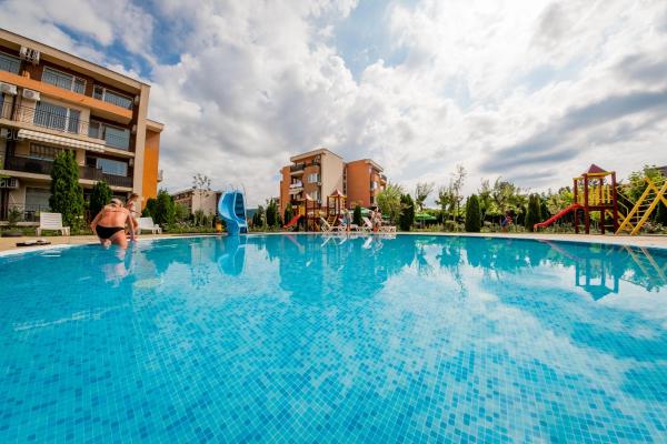 Holiday Garden Resort, Slunečné pobřeží