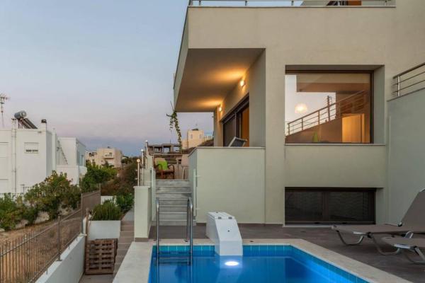 照片显示了位于Lygaria市的Luxury Chrismina villa - private pool物件。