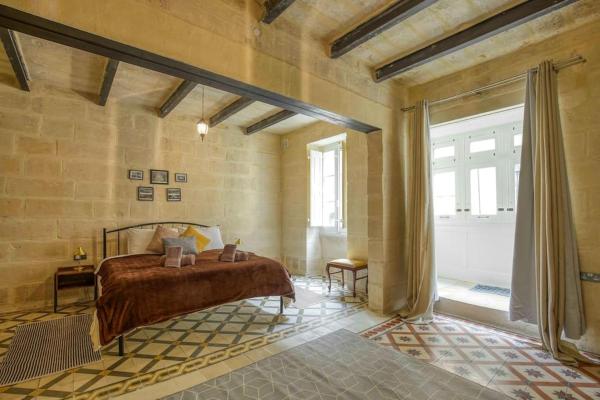 Φωτογραφία 9: Chic, Stylish & Spacious flat in central Valletta