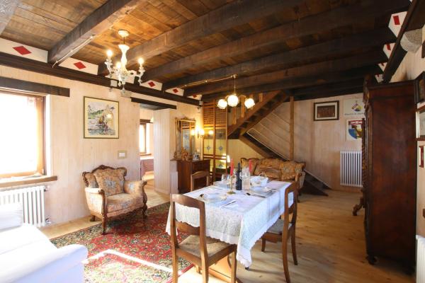 På billedet ses objektet Golden spur cottage beliggende i byen Rodda.