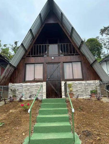 A la foto es mostra l'objecte Bungalow Tenorio Mountain Lodge situat a la ciutat de El pilon.