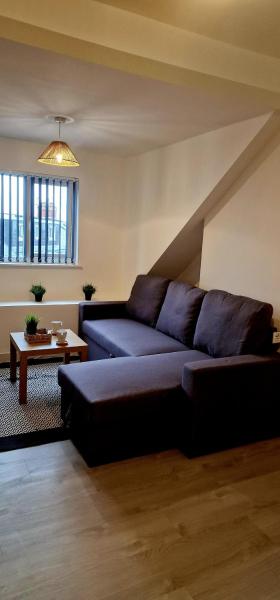 Fotografie 1: SuperValue Suite 10 - Fast WiFi, Hotel Linen, Keyless Entry, City only 10 Mins - BY PROPERTY PROMISE