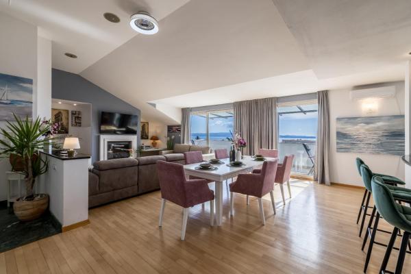 En la foto se muestra el objeto Urban Utopia Penthouse with private parking ubicado en la ciudad de Split.