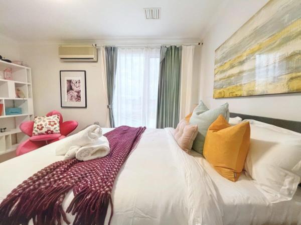 Spacious And Elegant House With Study Room In Doncaster - Melbourne