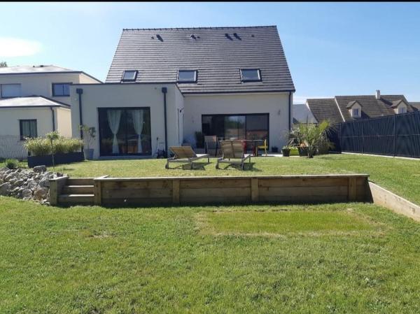 På billedet ses objektet Maison 170m2 entre ville et campagne beliggende i byen Changé.