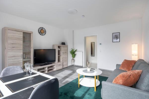 44 Apartments - Modern, Gemütlich, WLAN, Balkon, Stellplatz, Wuppertal