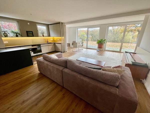 På bilden syns objektet SONNENWEG Designwohnung mit Gartenblick som ligger i staden Plauen.