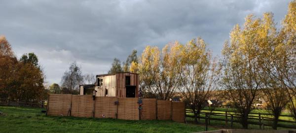 Tiny house, sauna hot tub Gesves Namur Ardennes的照片6