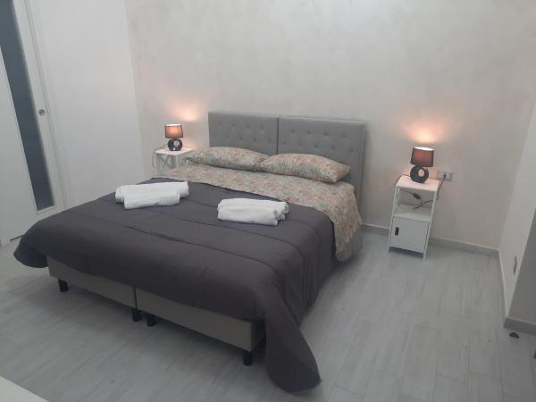 Perla blu, Napoli