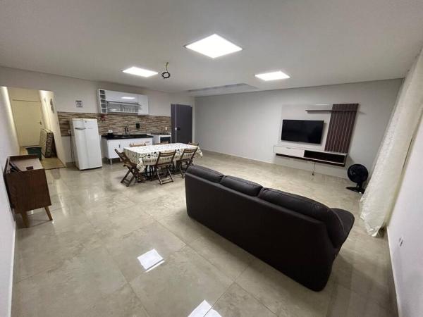 A la foto es mostra l'objecte Oka Guaranis - casa aconchegante para grupos c ar condicionado e café da manhã situat a la ciutat de Santa Bárbara d'Oeste.