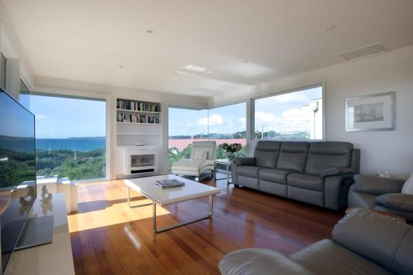 Auf dem Foto ist das Objekt On The Beach & Golf Course Minutes from MTB Trails in der Stadt Low Head zu sehen.