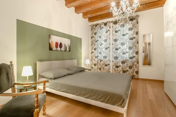 A la foto es mostra l'objecte Victoria Home@Duomo situat a la ciutat de Treviso.
