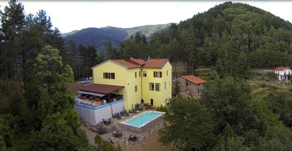 På billedet ses objektet Hotel Le 3 Fonti beliggende i byen Loro Ciuffenna.