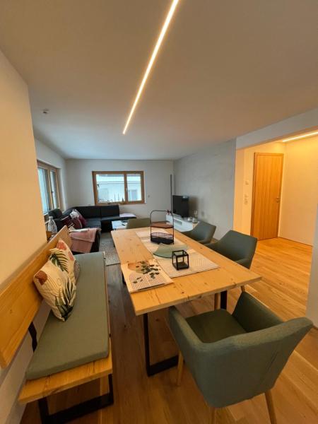 En la foto se muestra el objeto Haus Anna ubicado en la ciudad de Egg.