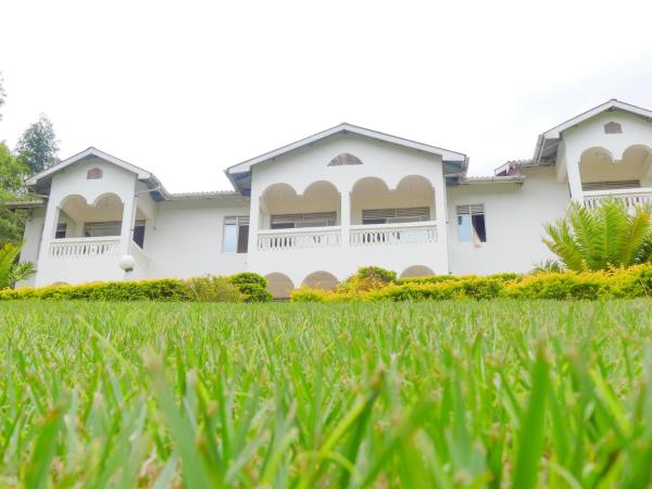 The photo shows the Taita Rocks Hotel located in the city of Wundanyi.