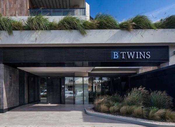 A la foto es mostra l'objecte BTWINS Pinamar Dpto Top 8vo al mar c balcon c parrilla c cochera Pileta cubierta descubierta sauna gym cine situat a la ciutat de Pinamar.