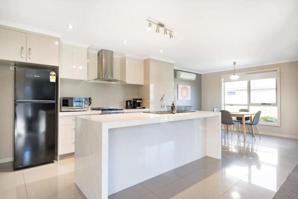 Cute And Cosy 2 Bedroom Unit With Parking And Wifi - Launceston