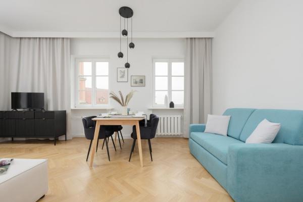 Plac Zamkowy Apartment in Warsaw by Noclegi Renters, Warsaw