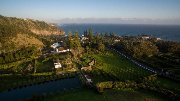 写真にはカロウラ市にあるWelcomeBuddy - Casa do Monte - Garden & Sea sightが写っています。