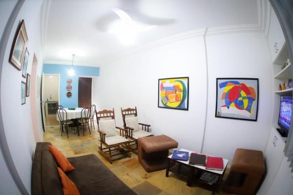 A la foto es mostra l'objecte Familiar situat a la ciutat de Guarapari.
