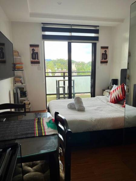 Foto 4: Chic Studio Unit with a Balcony and a View in Megatower Residences 3