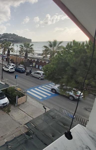 A la foto es mostra l'objecte Gialì House situat a la ciutat de Agropoli.