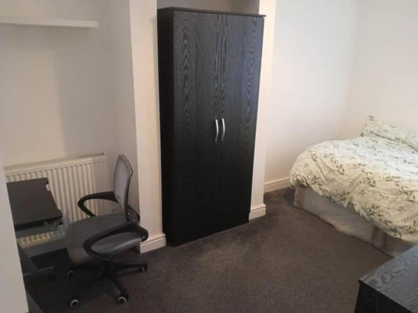 The photo shows the Double-bed (G4) close to Burnley city centre located in the city of Burnley.
