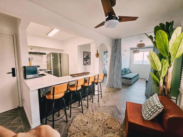 Nella foto è visibile l'oggetto Apartamento Caiobá vista mar, 50m praia, garagem situato nella città di Matinhos.
