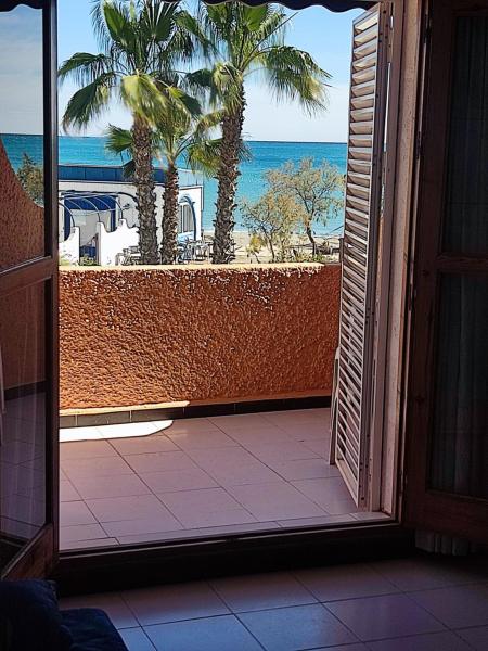 Στη φωτογραφία φαίνεται το αντικείμενο Estudio naturista 1 που βρίσκεται στην πόλη Vera.