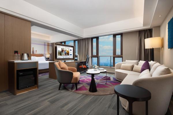 Suite Deluxe — 48 m² - Hampton by Hilton Guangzhou Luoxi