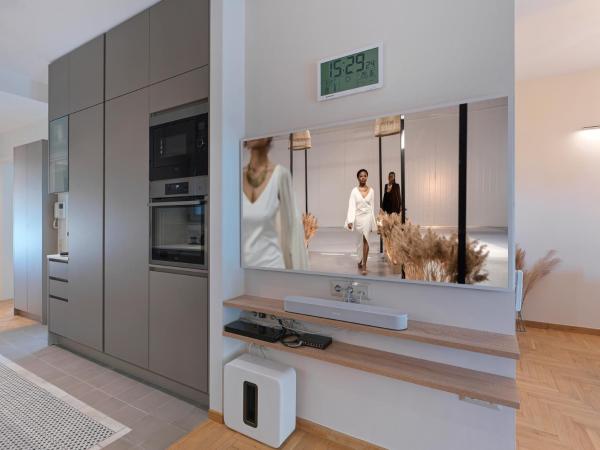 Unique Elegant Apartment, Athens
