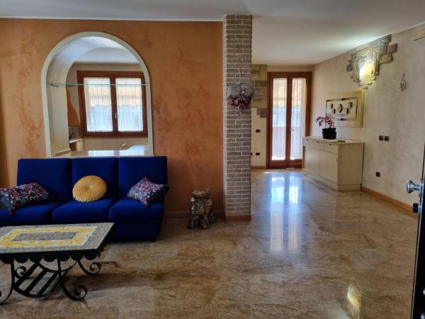 Kuvassa näkyy kohde Consuelo House, joka sijaitsee kaupungissa Codevigo.