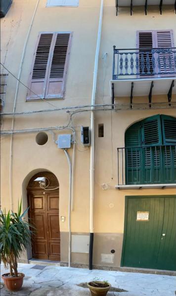 Na fotografii je vidět objekt Like Home Palermo nacházející se ve městě Palermo.
