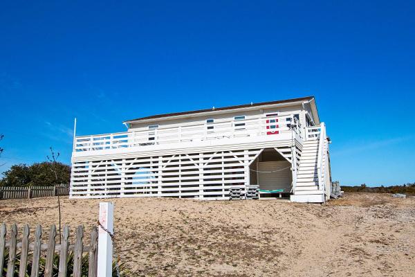 A la foto es mostra l'objecte Oceanside, Wild Horses! Beach getaway, remote location, 4x1701, Sandy Paws Retreat situat a la ciutat de Corolla.