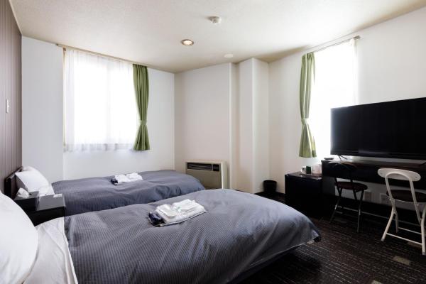 Chambre Lits Jumeaux avec Salle de Bains Privative — 20 m² - ホテル青木
