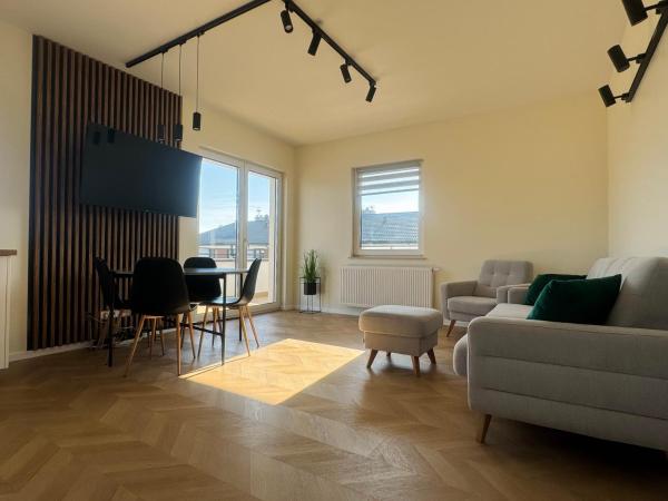 Na fotografii je vidět objekt Stylish 3 bedroom apartment with balcony nacházející se ve městě Płock.