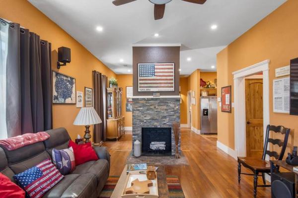 The photo shows the Stockyards-3/4 mile away!-Sleeps 8-Americana House located in the city of Fort Worth.